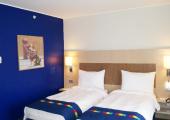  PARK INN 